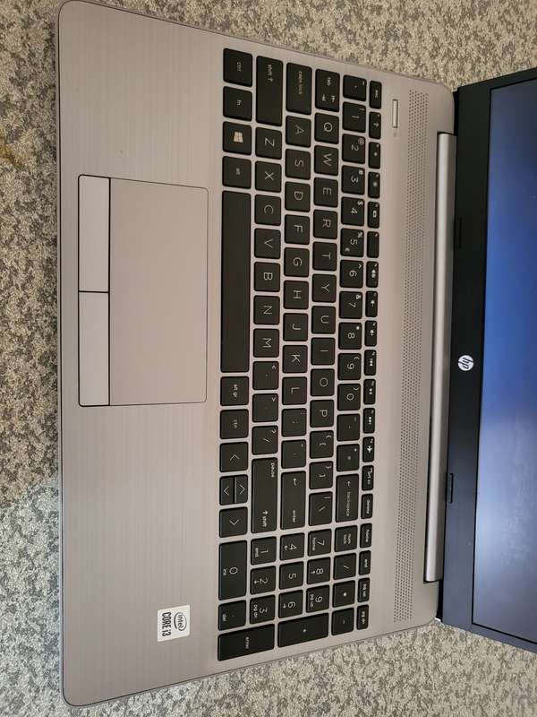 HP 250 G8 10th Gen Intel Core i3-1005G1