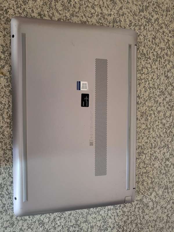 HP 250 G8 10th Gen Intel Core i3-1005G1