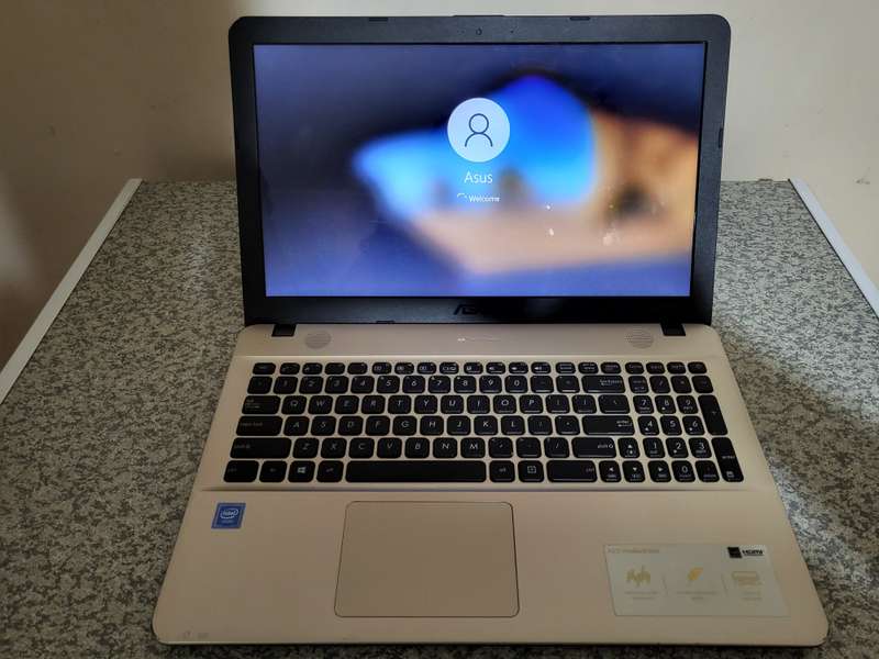 Asus X541s