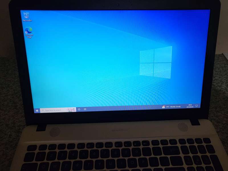 Asus X541s