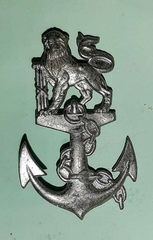 SA Navy cadets white metal beret hage worn from 1964