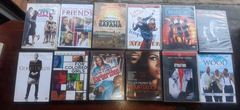 Selection of 24  dvd's movies of all sorts. Look at pics.
