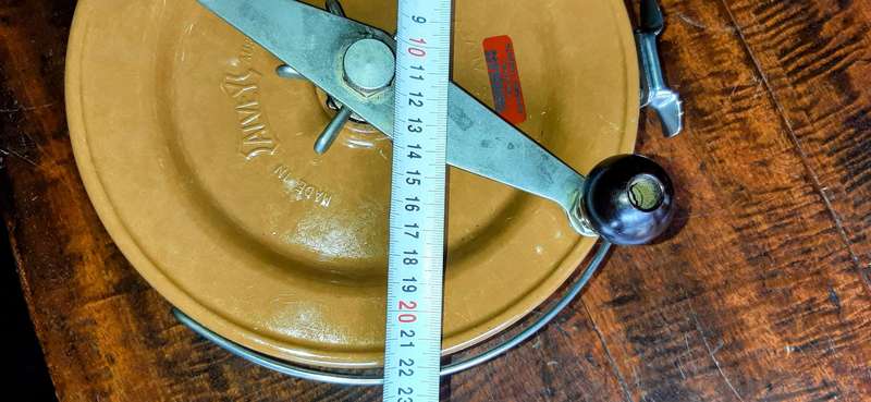 Vintage Alvey Snapper 925C52 fishing reel for surf and deep sea.With Bloodline