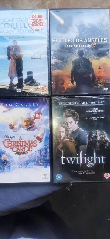 Collection of 10 movie dvd's Dispription on pictures