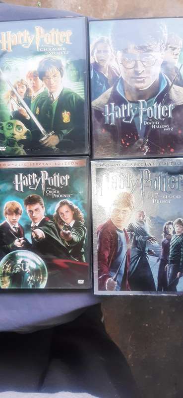 Collection of 13 movie dvd's Dispription on pictures
