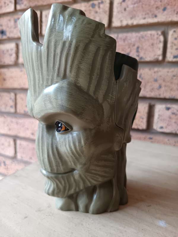 guardians of the  Galaxy-AVENGERS-marvel hard plastic
