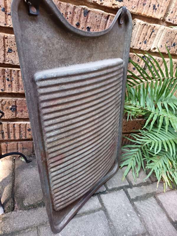 vintage wash board