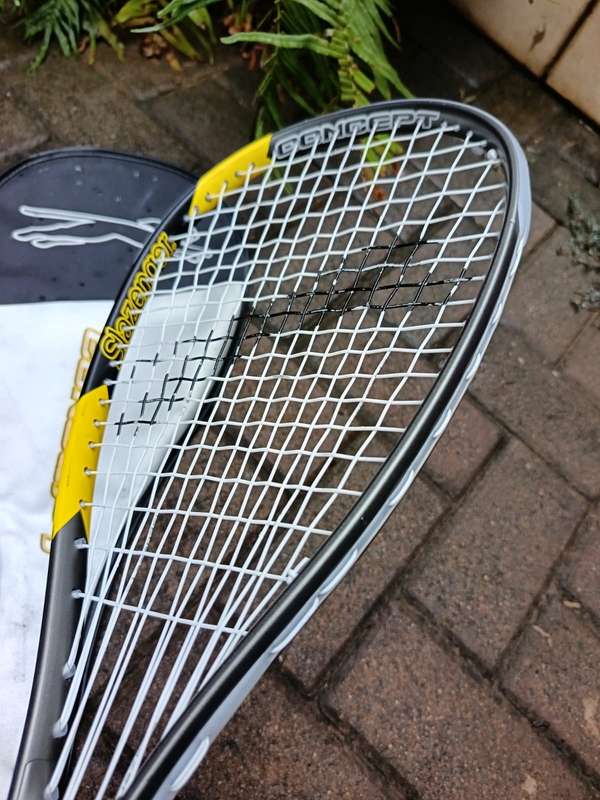 SQUASH RACKET