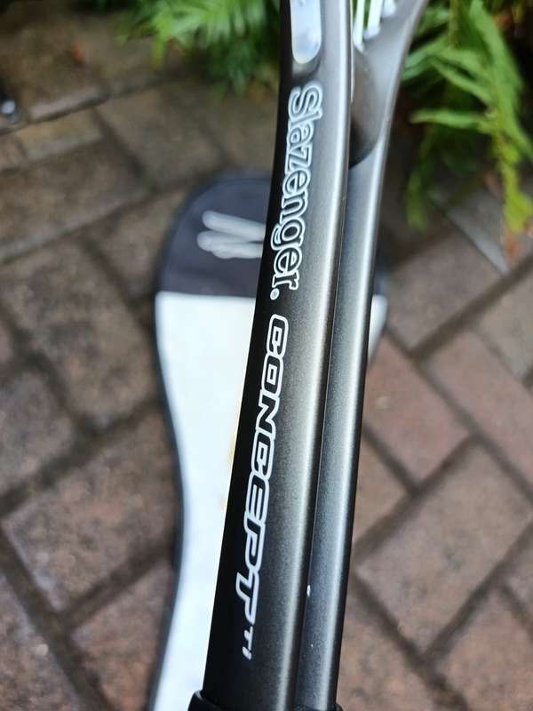 SQUASH RACKET