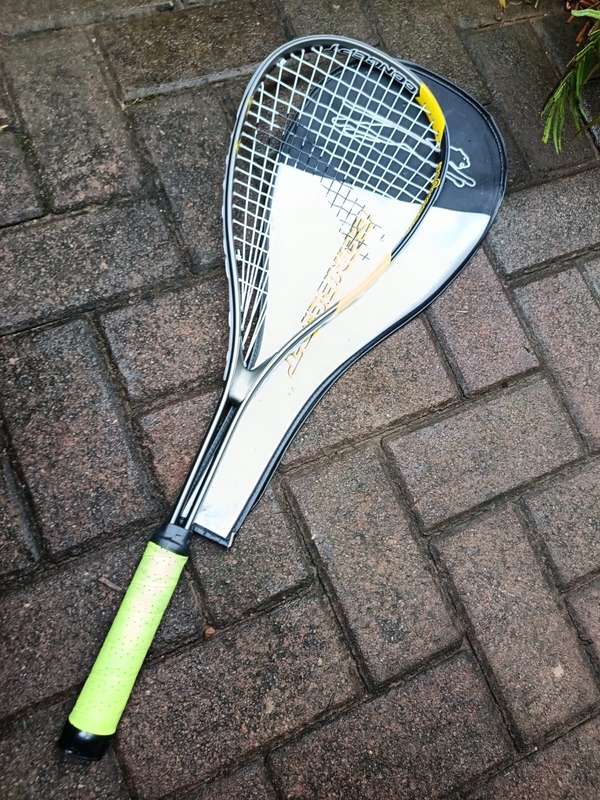 SQUASH RACKET