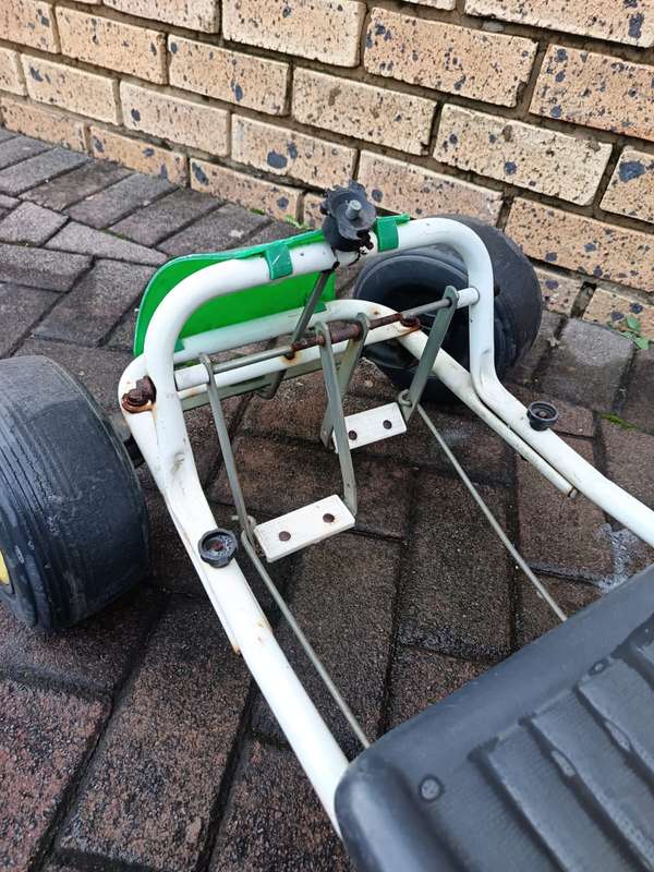 kids pedal car