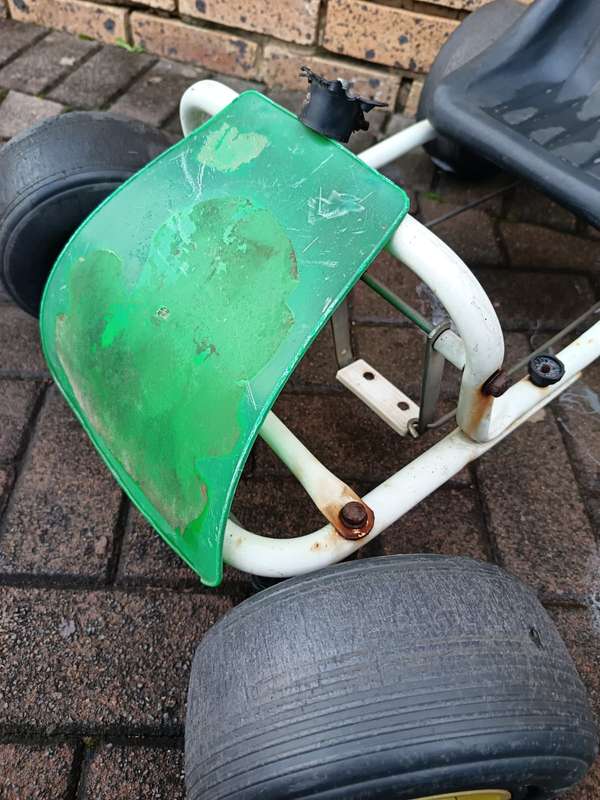 kids pedal car