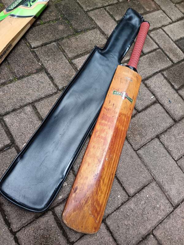 cricket bat