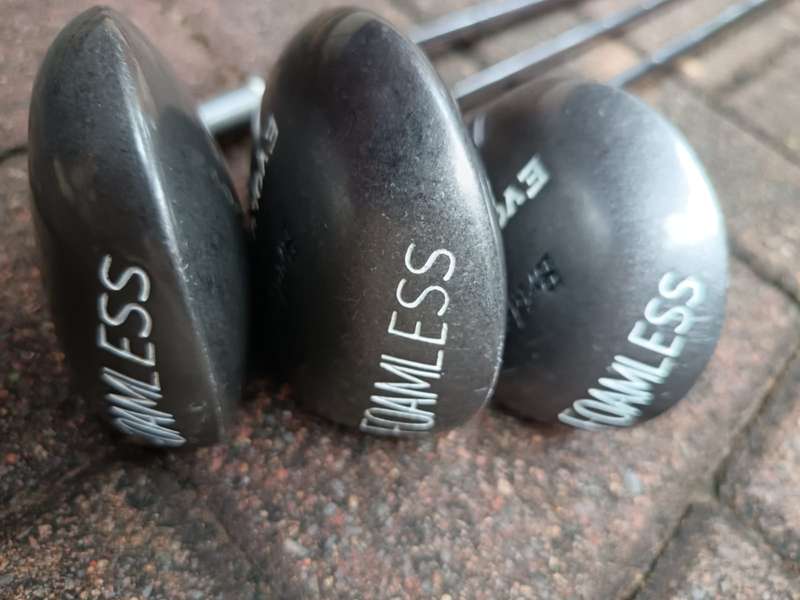 GOLF CLUBS
