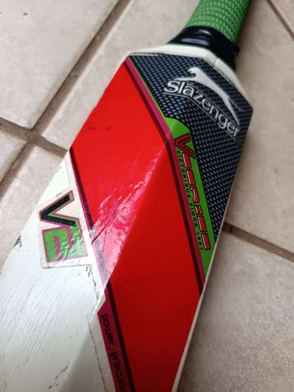 cricket bat