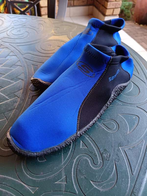 sensation fishing booty shoe