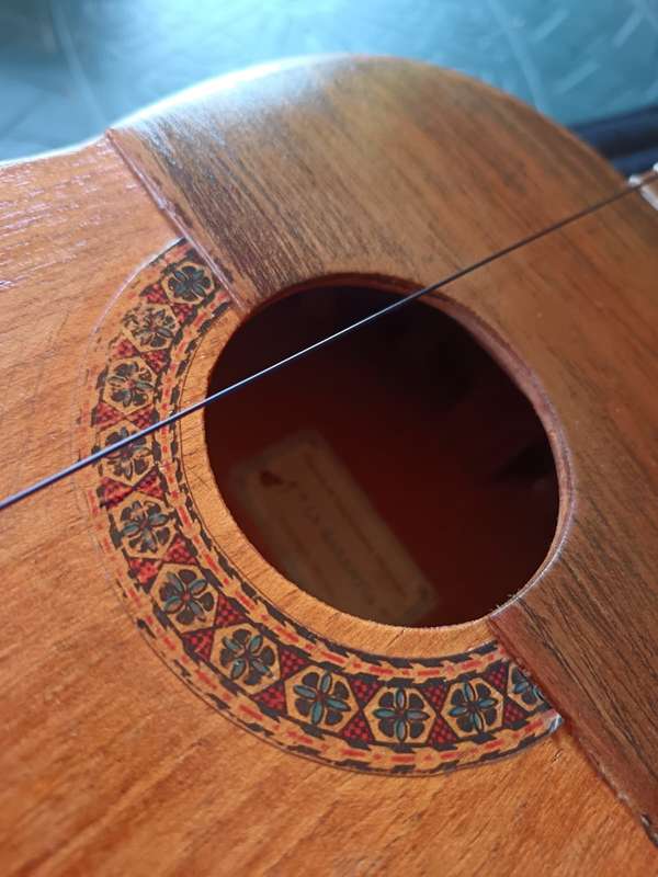 Tradional  Cuatro guitar
