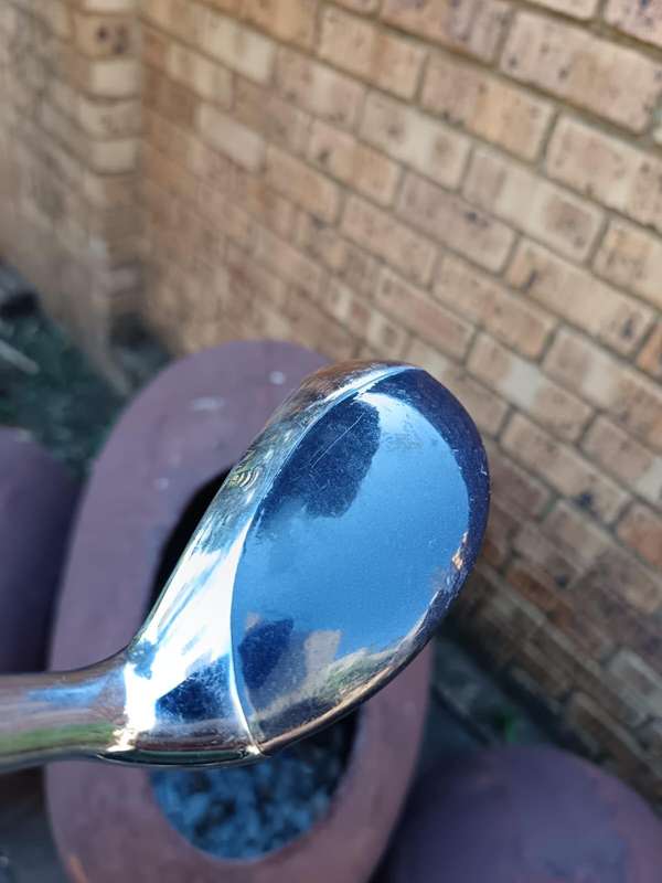 hybrid  golf club