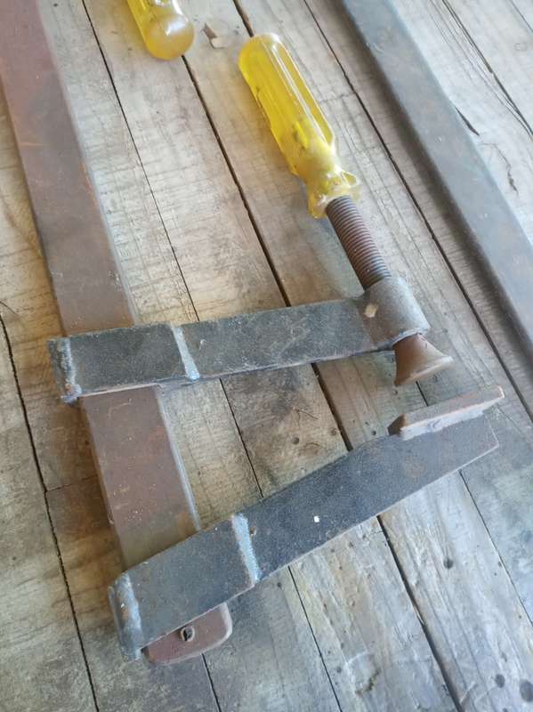 2 x 600mm Sliding Bar Clamps