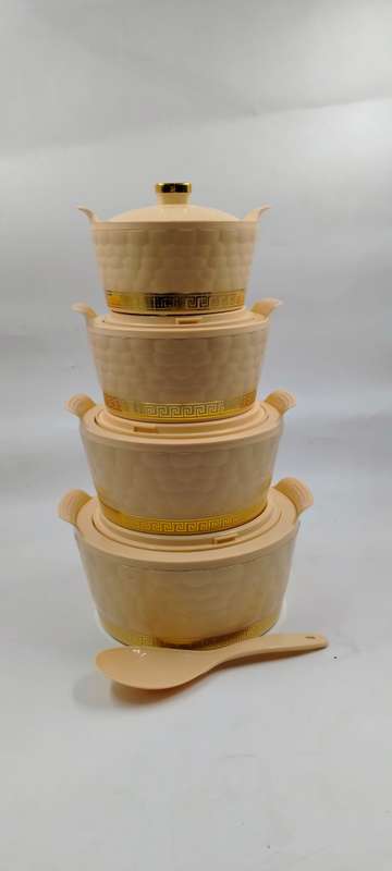 Insulated Casserole-5 Piece Set-beige and gold