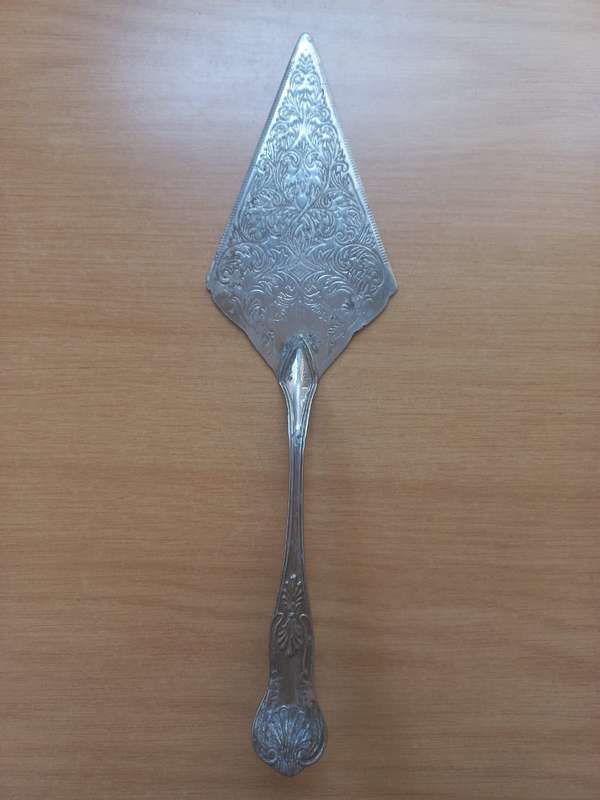 Vintage silver plated Cake an Pie Cutter / Server