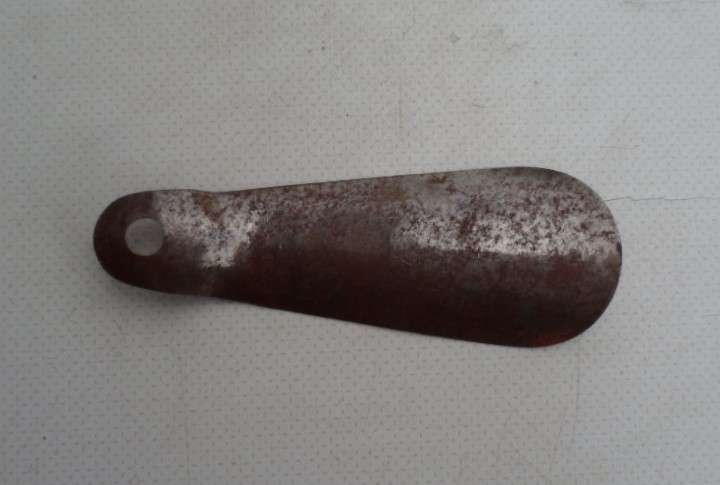 Vintage advertising shoe horn.