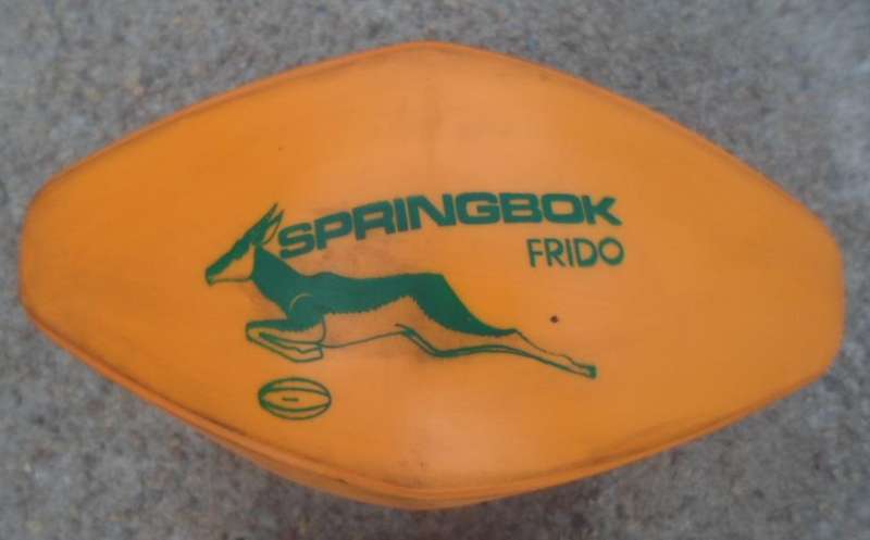 Vintage rugby ball.   25X14 cm. From 1970's.