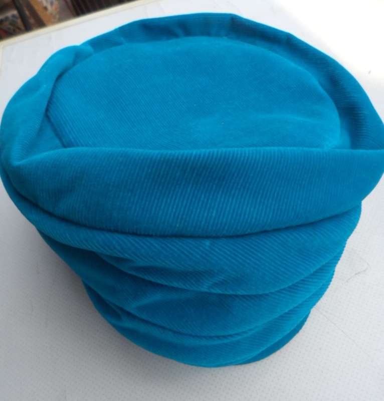 Vintage (church) hat. Ca late 60's, early 70's. Stresci.