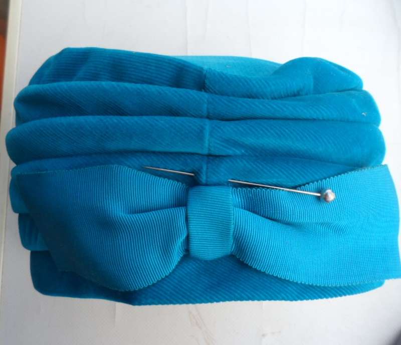 Vintage (church) hat. Ca late 60's, early 70's. Stresci.