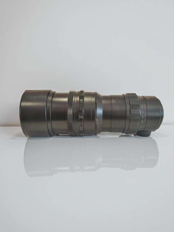 Leitz Telyt 280mm f/4.8 Lens with Visoflex III Reflex Housing + Prism Finder  Leica Telephoto Kit