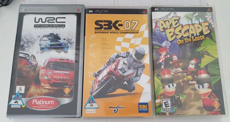 Sony PSP Street Console Boxed Complete + 32GB SD - PSP-E1008cb with 3 Games *TESTED*