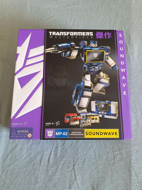 Transformers Masterpiece MP-02 Soundwave Toys R Us Exclusive with 5 Cassettes