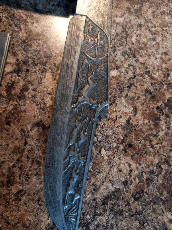 Giant display knife