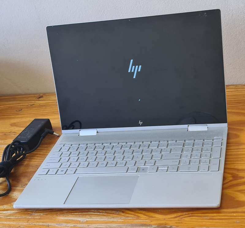 Hp Envy X360 Laptop | i7-1065g7 | 12GB Memory | 256GB SSD | 15.6 FHD Display | Screen Touch Broken