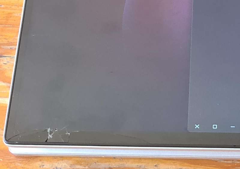 Hp Envy X360 Laptop | i7-1065g7 | 12GB Memory | 256GB SSD | 15.6 FHD Display | Screen Touch Broken