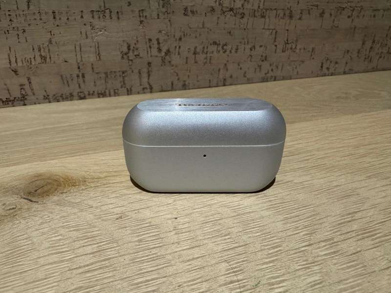 Open Box Technics AZ-100 Wireless Earbuds + Upgraded Spinfit eartips