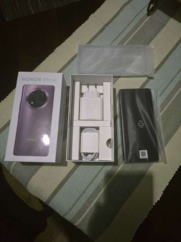 Honor X9C
