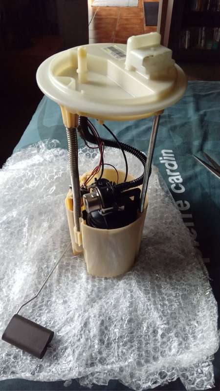 Opel Adam 1L turbo fuel pump