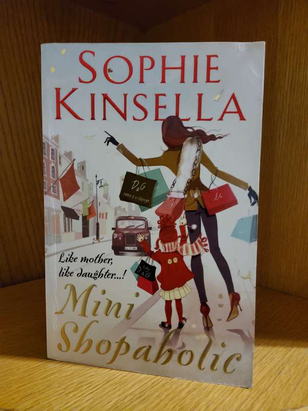 Mini Shopaholic by Sophie Kinsella