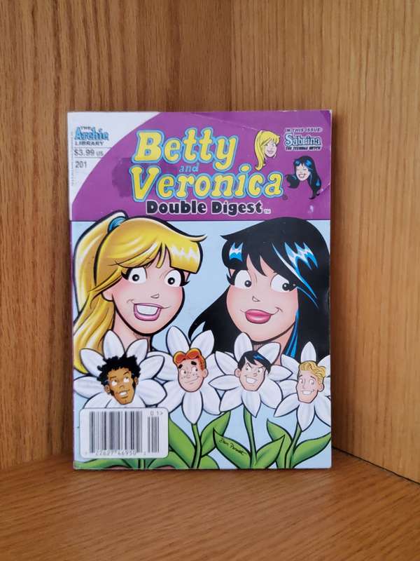 Betty and Veronica Double Digest Archie Comic Book