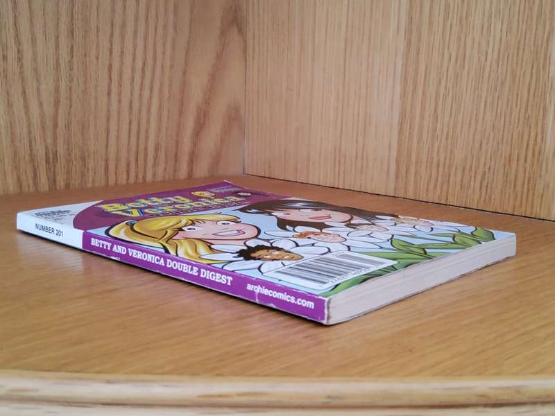 Betty and Veronica Double Digest Archie Comic Book