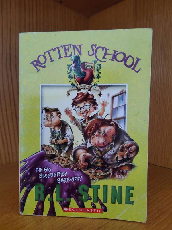 Rotten School The Big Blueberry Barf-Off by R L Stine