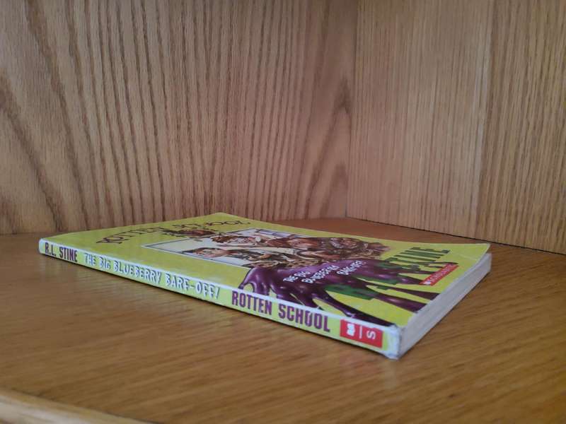Rotten School The Big Blueberry Barf-Off by R L Stine