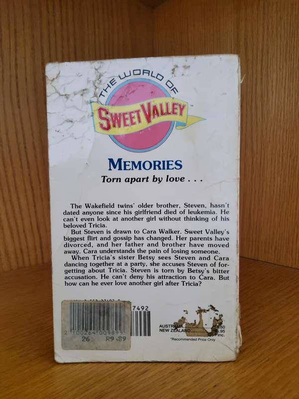 Sweet Valley High by Francine Pascal
