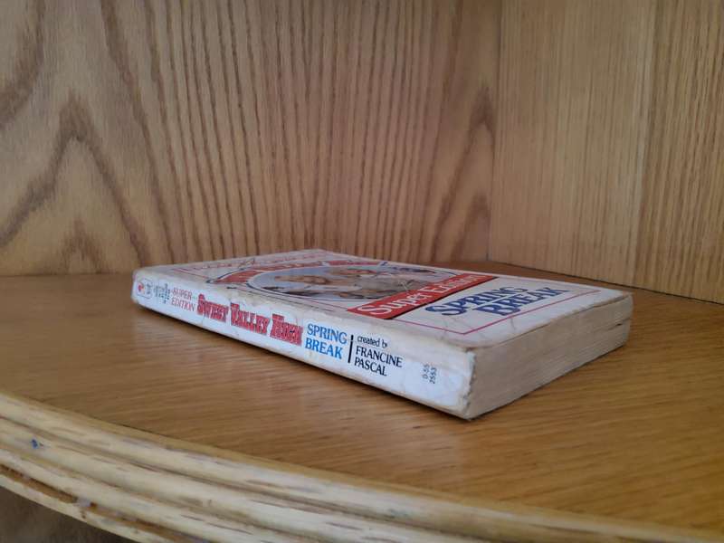 Sweet Valley High Super Edition by Francine Pascal