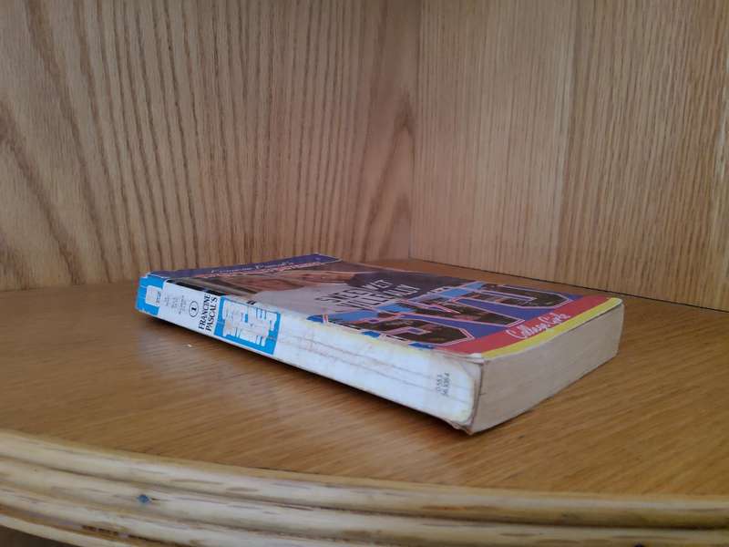 Sweet Valley University by Francine Pascal