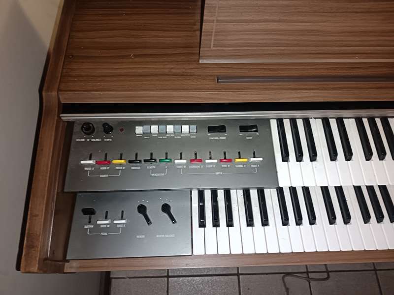 Yamaha electon Organ