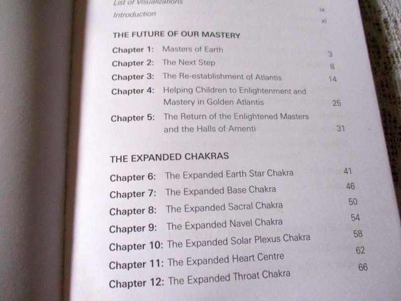 THE ARCHANGEL GUIDE TO ENLIGHTMENT AND MASTERY - LIVING IN THE FIFTH DIMENSION - DIANA COOPER AND TI