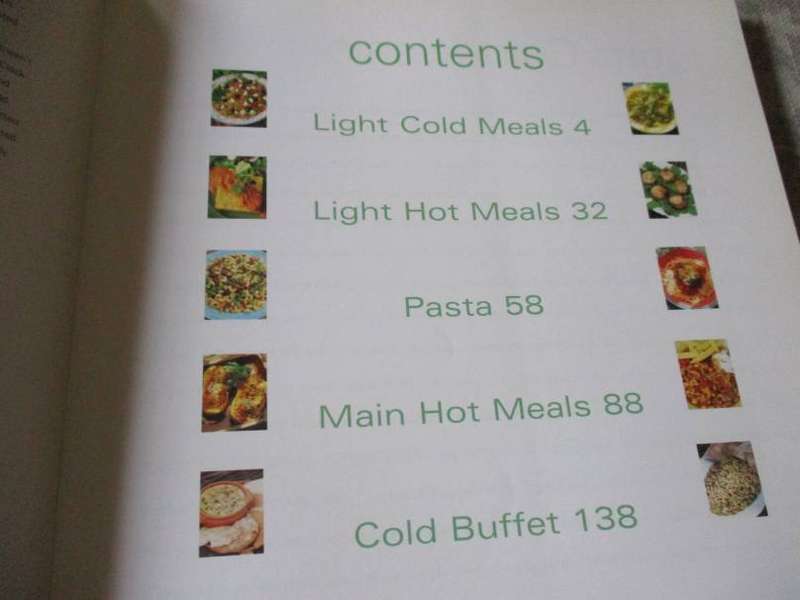 PICK OF THE BUNCH - A HARVEST OF SCRUMPTIOUS VEGETARIAN RECIPES - LYNN BEDFORD HALL