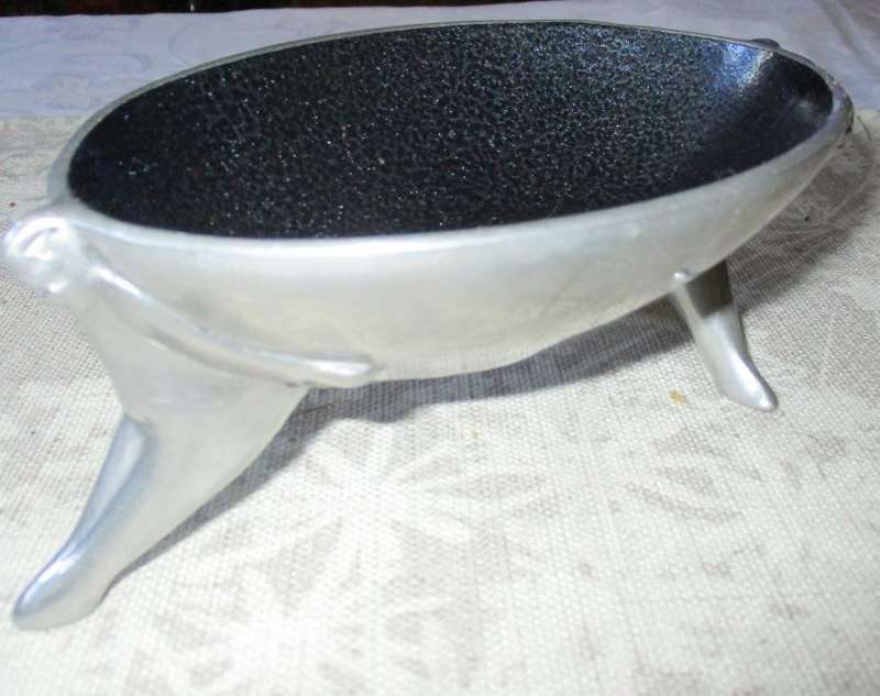 CARROL BOYES NUT\SWEET DISH  18CM X7CM HIGH
